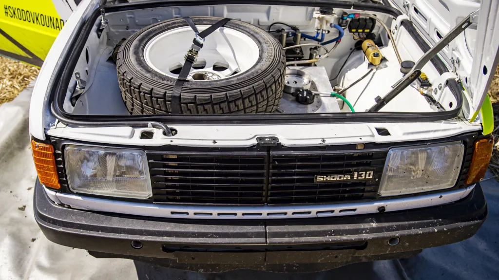 Škoda 130 LR