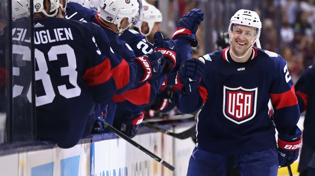 Slavící američtí hokejisté