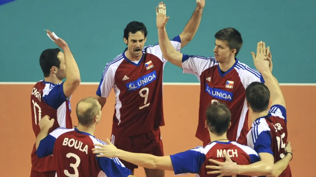 Radující se čeští volejbalisté