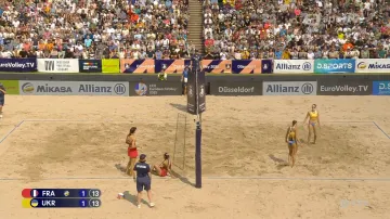 Závěr utkání Hladunová, Lazarenková – Vieiraová, Chamereauová