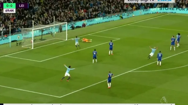 Kompanyho gólparáda přiblížila Manchester City k titulu