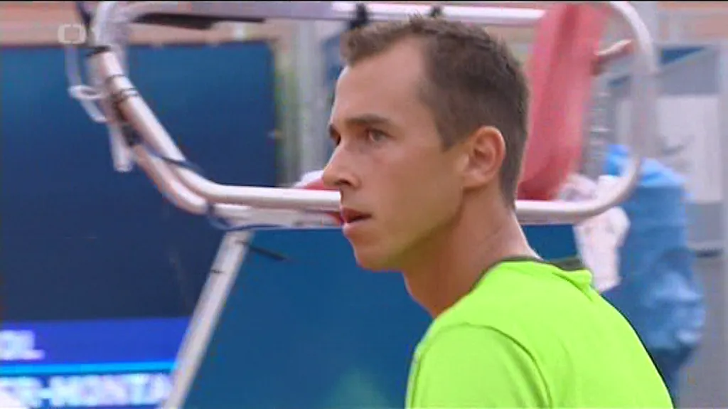 Rosol v Praze postoupil po boji do čtvrtfinále