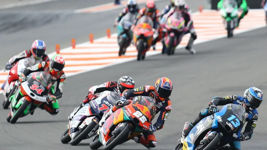 Závod Moto3 ve Valencii