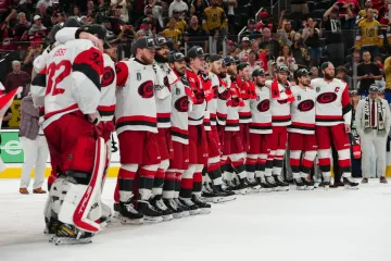 Hokejisté Caroliny po zisku Stanley Cupu