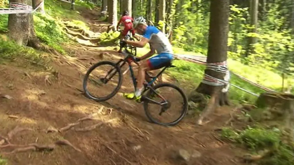 Třetí podnik českého seriálu cross country horských kol ovládl Vastl