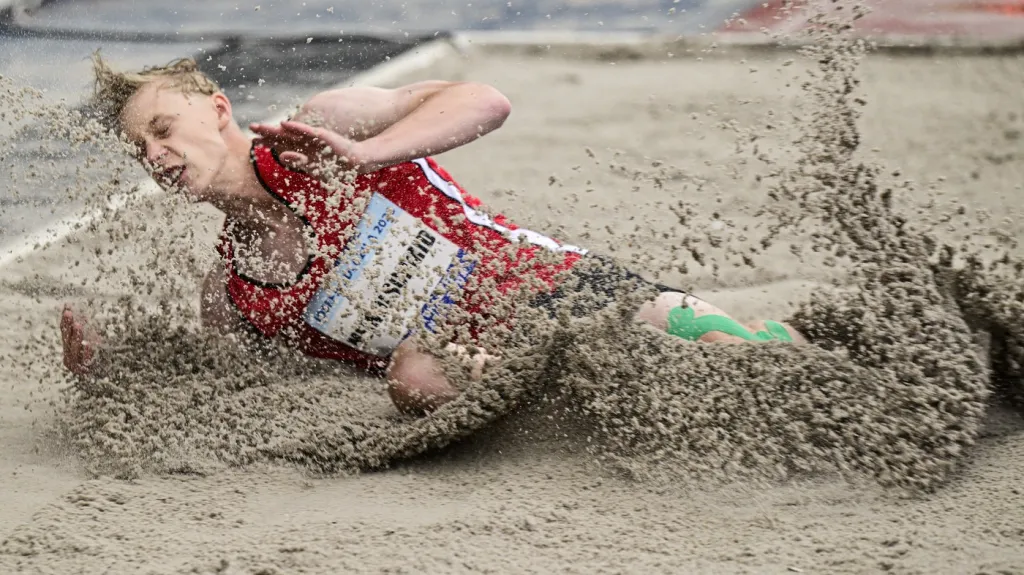 Dálkař Petr Meindlschmid v akci