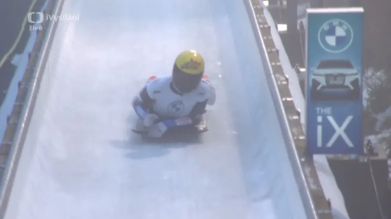 Jízda Anny Fernstädtové v 1. kole závodu v Altenbergu