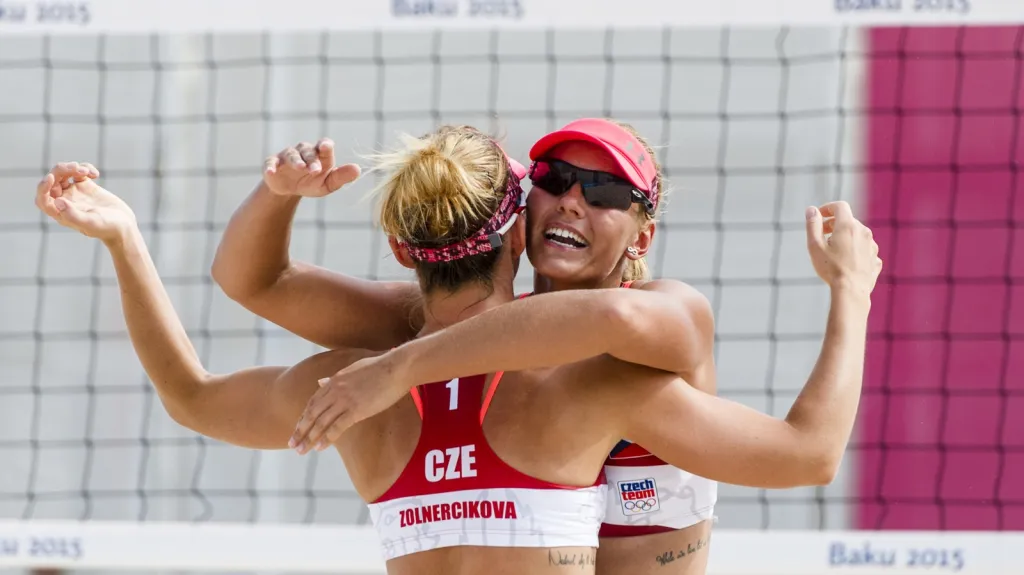 Diana Žolnerčíková a Martina Jakubšová