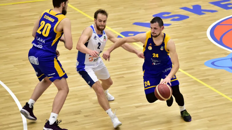Basketbalisté Opavy v semifinále i podruhé hladce zdolali Kolín