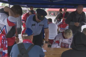 Podvedení fanoušci a policisté na mistrovství světa v hokeji