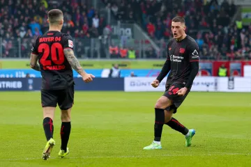 Patrik Schick se raduje z branky