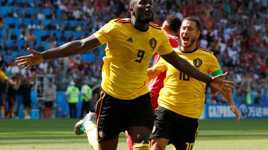 Útočník Belgie Romelu Lukaku se raduje z gólu