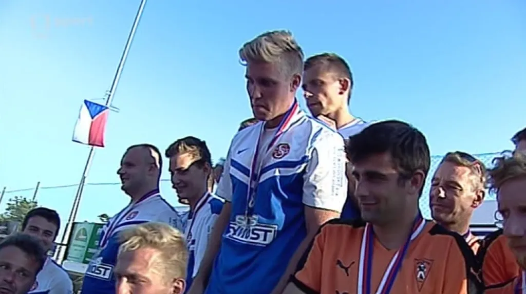 MČR v nohejbalu opanovali extraligoví šampioni z Modřic
