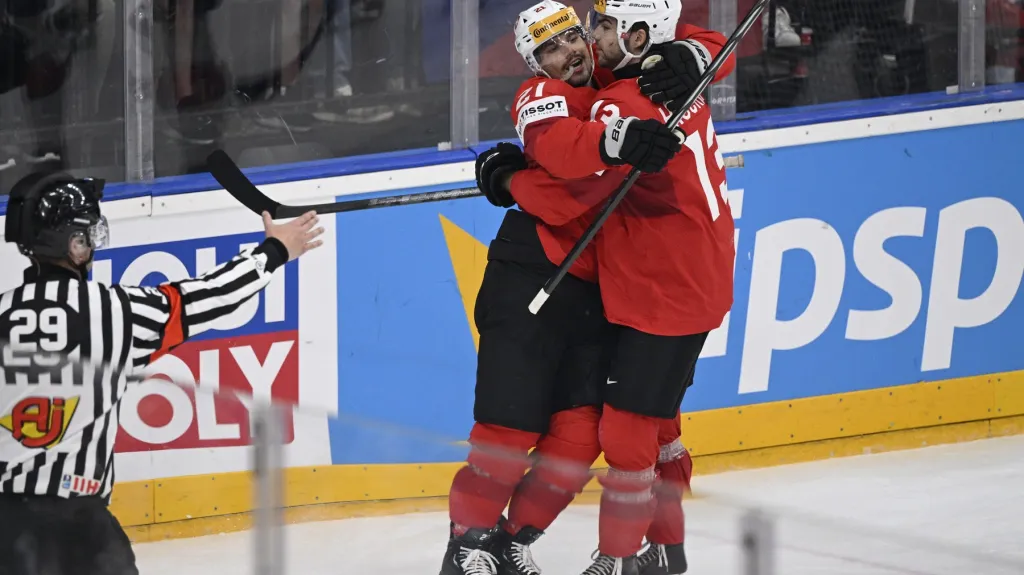 Kevin Fiala a Nico Hischier