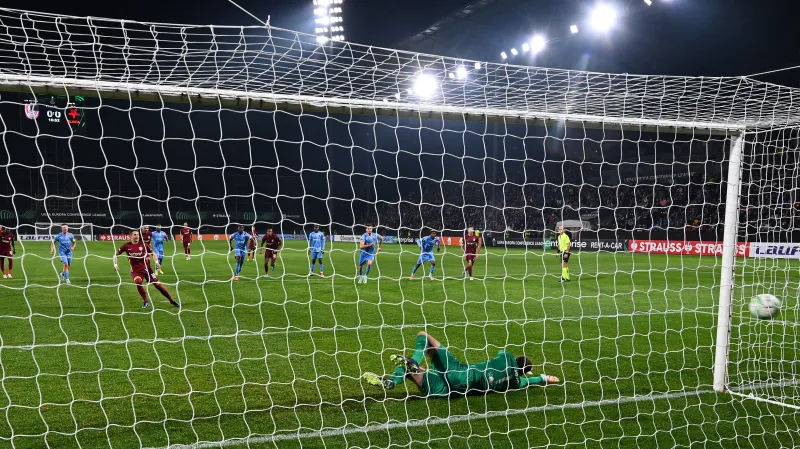 Sestřih utkání Kluž - Slavia