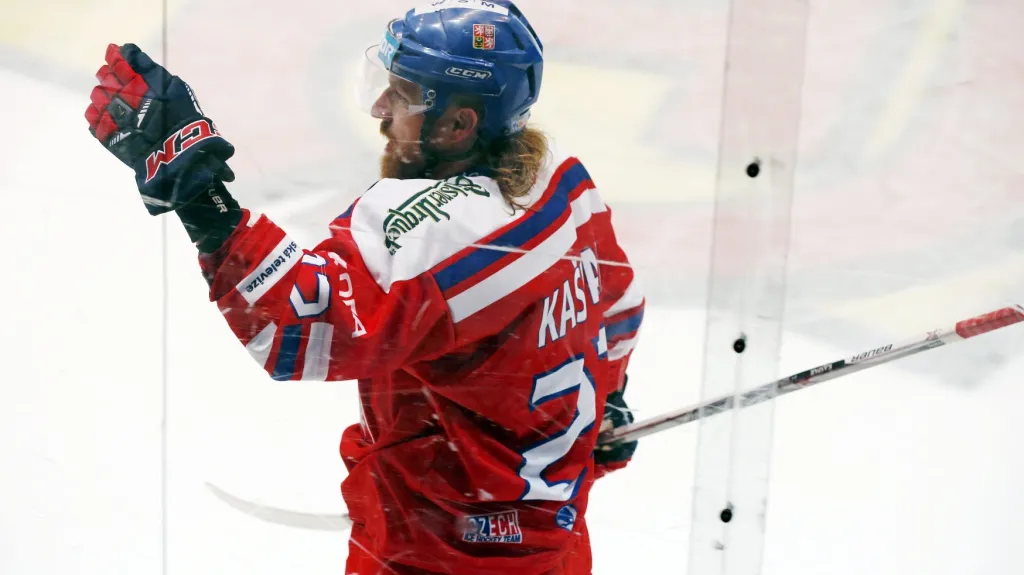 Slavící Lukáš Kašpar