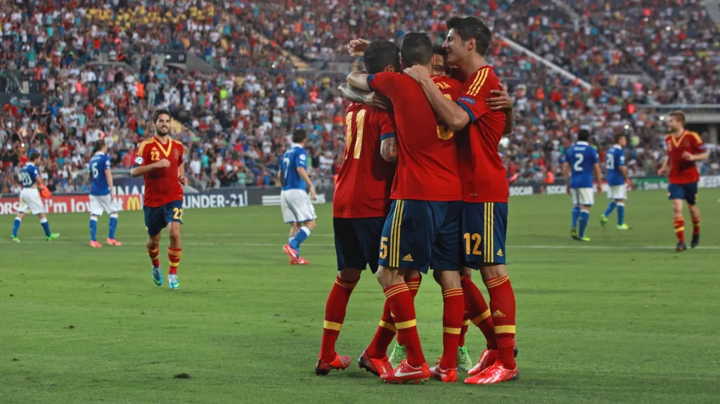 Španělé slaví gól ve finále ME do 21 let