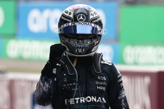 Antonelli opět triumfoval a stal se historicky nejmladším lídrem F1