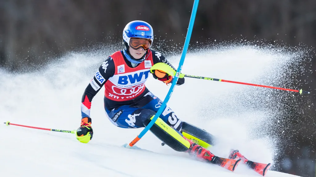 Mikaela Shiffrinová na svahu v Killingtonu