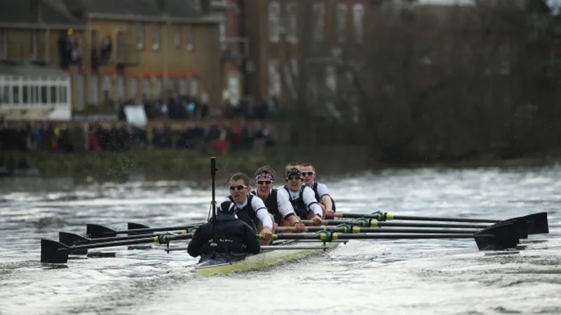 Veslařský závod Oxford - Cambridge
