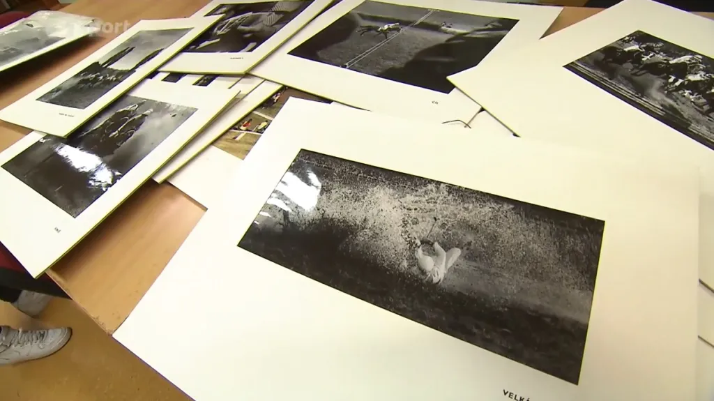 Výstava Davida nabízí unikátní momentky z historie dostihů