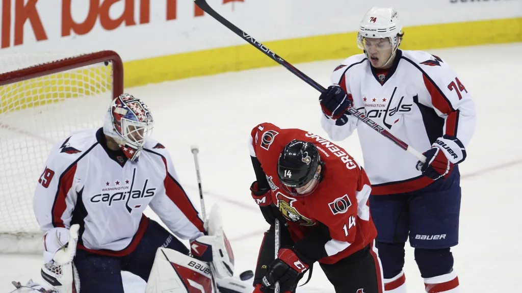 Tomáš Vokoun v utkání s Ottawou