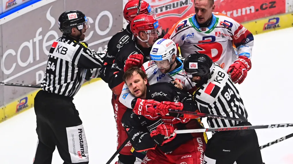 Roztržka rivalů z Hradce Králové a Pardubic