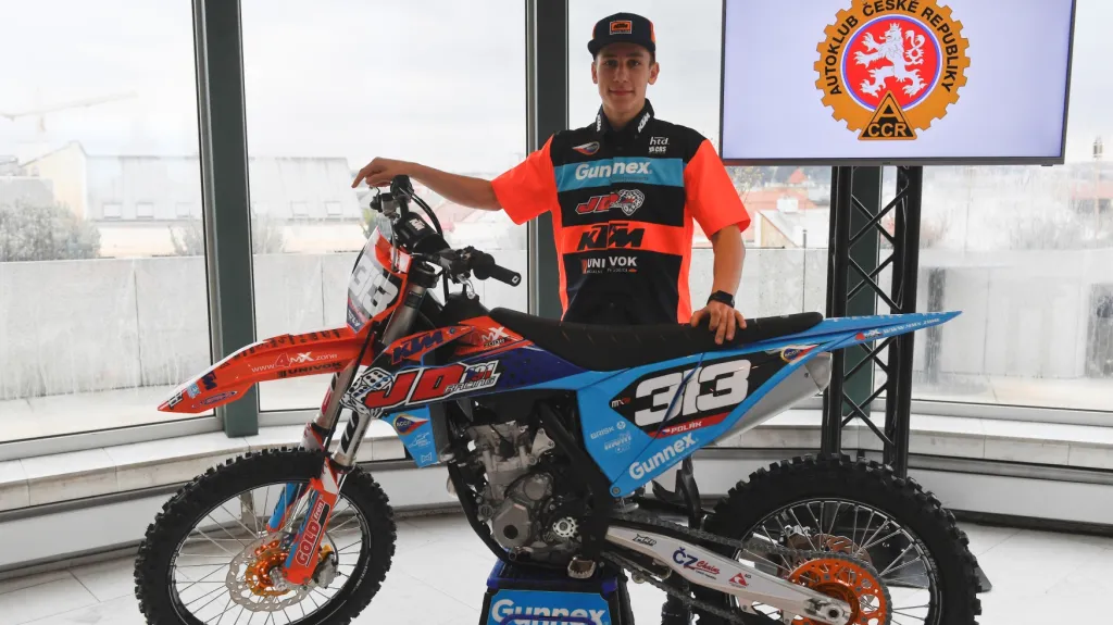 Motokrosař Petr Polák