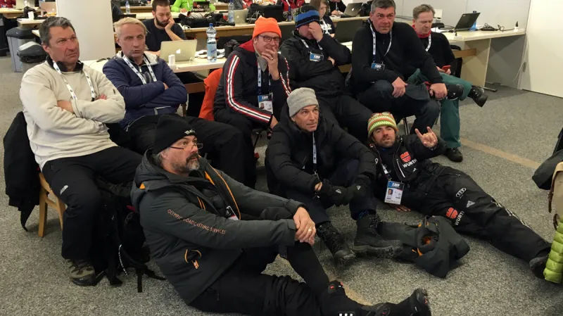 Novináři v presscentru sledují MS v alpských disciplínách