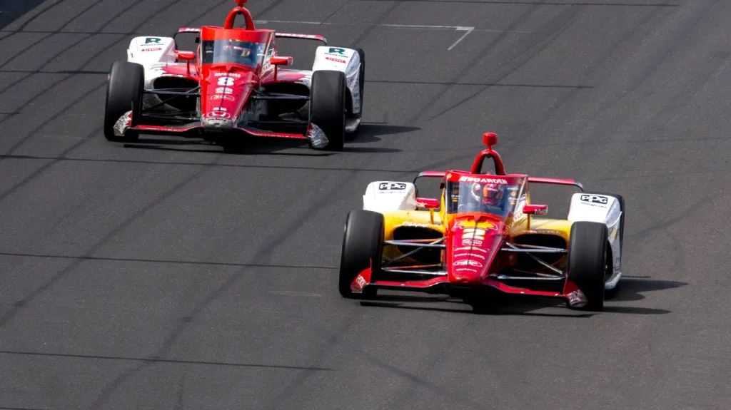 Josef Newgarden a Marcus Ericsson na 500 mil Indianapolis