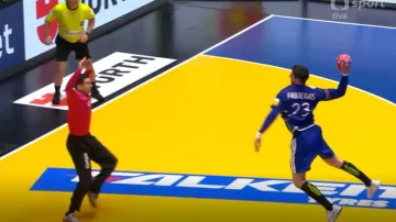 Zákroky brankářů v utkání o bronz