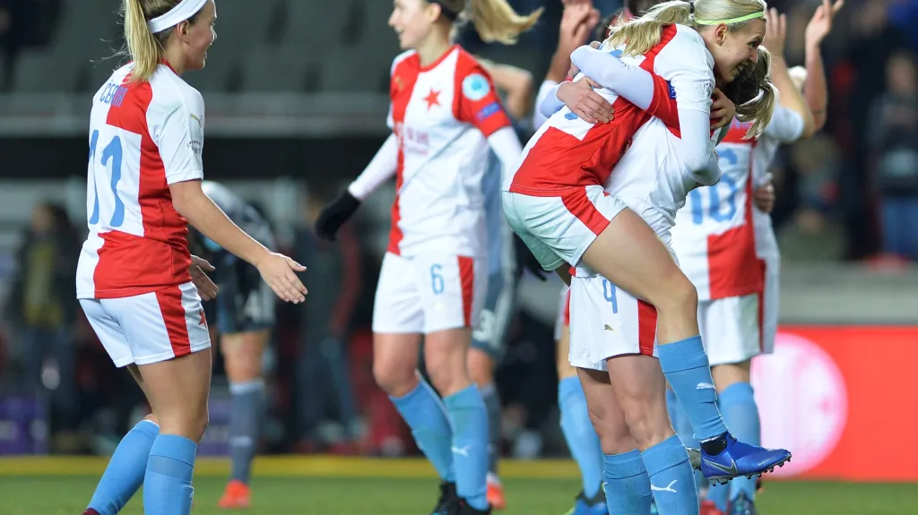 Radost fotbalistek Slavie