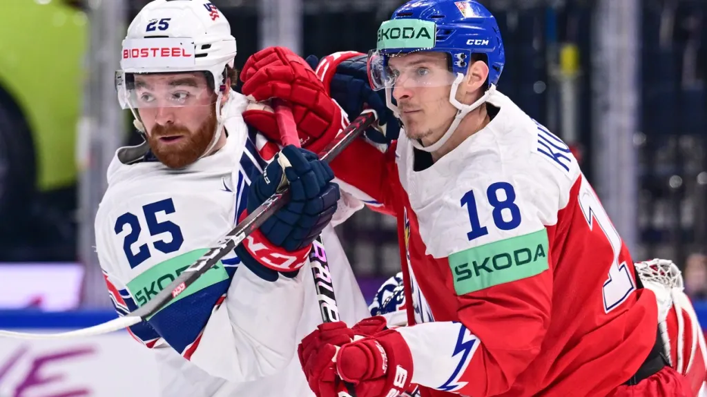 Dominik Kubalík v utkání s USA