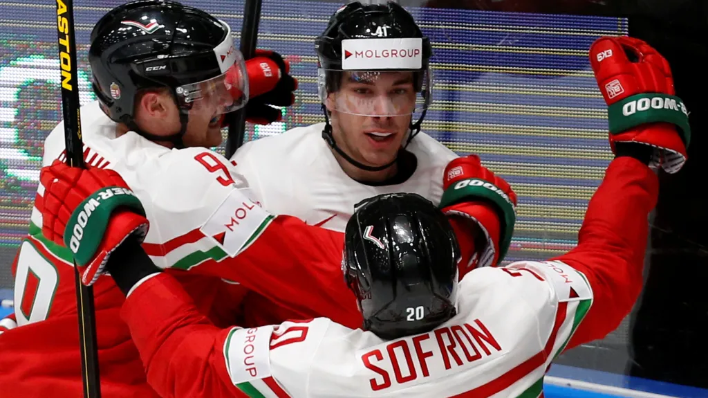 Radující se Maďaři