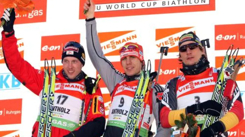 Trojice nejlepších biatlonistů ze sprintu v Anterselvě