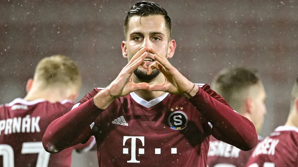 Slavící Dávid Hancko ze Sparty