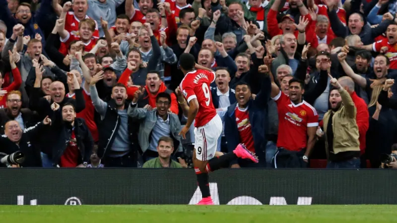 Anthony Martial slaví třetí gól United