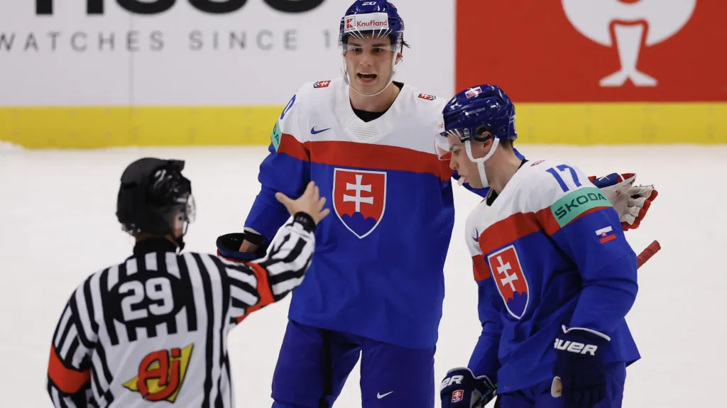 Slovenské opory Juraj Slafkovský a Šimon Nemec