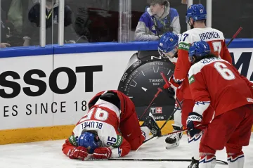 Matěj Blümel po zásahu v duelu s Norskem