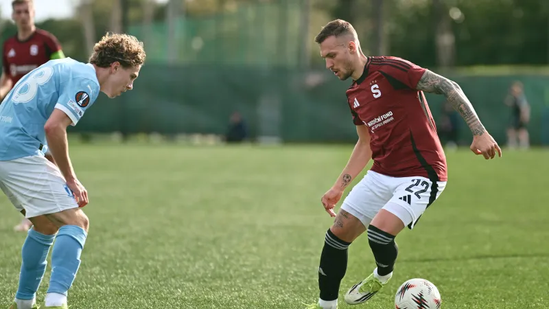 Lukáš Haraslín v utkání s Malmö