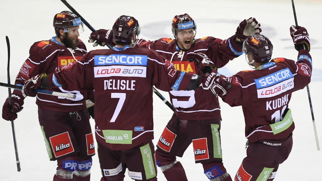 Sparťané se radují z jediného gólu proti Třinci