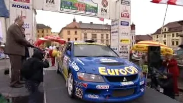 Václav Pech ml. a Petr Uhel na startu rallye