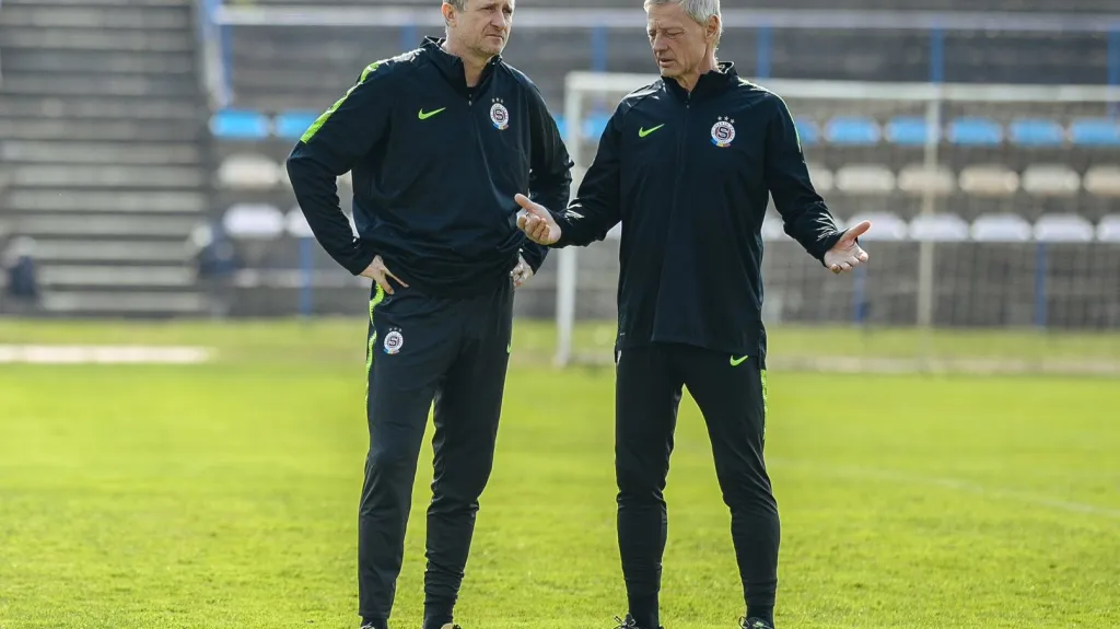 Michal Horňák (vlevo) a Zdeněk Ščasný na tréninku Sparty