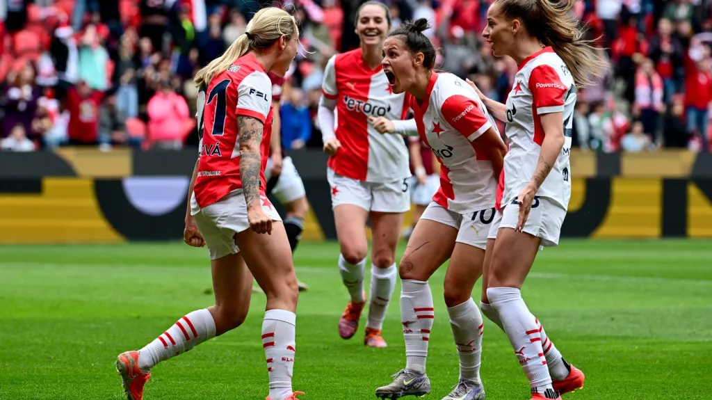 Radost fotbalistek Slavie
