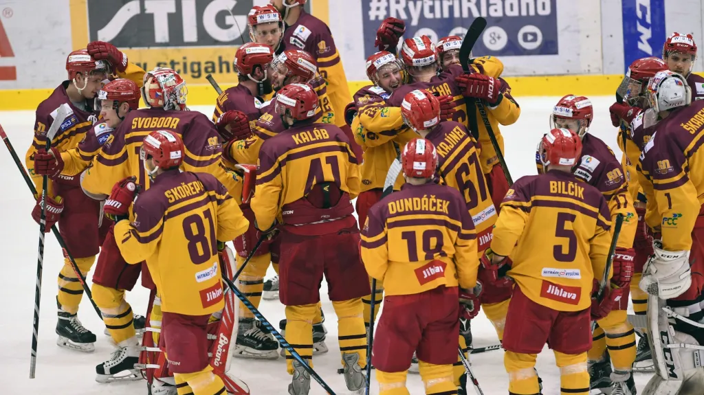 Radující se hráči Jihlavy