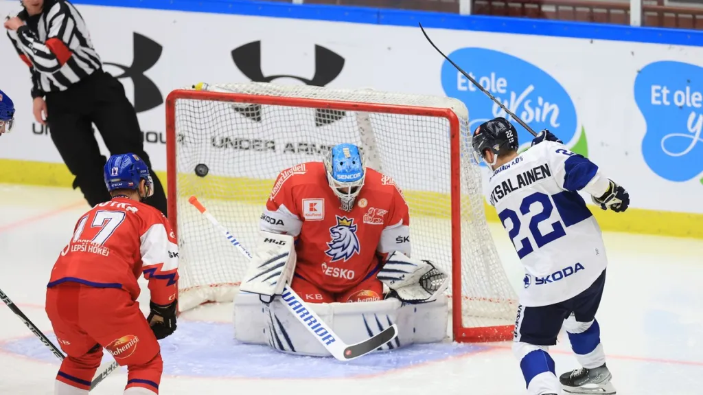 Arttu Ruotsalainen překonává Petra Kváču