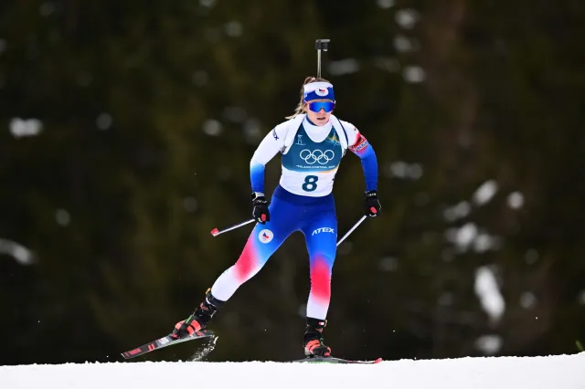 Český biatlon táhla jedenáctá Vinklárková. Sedmnáctý byl v cíli super-G Zabystřan