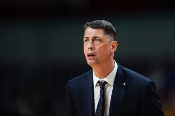 Trenér českých basketbalistek Štefan Svitek