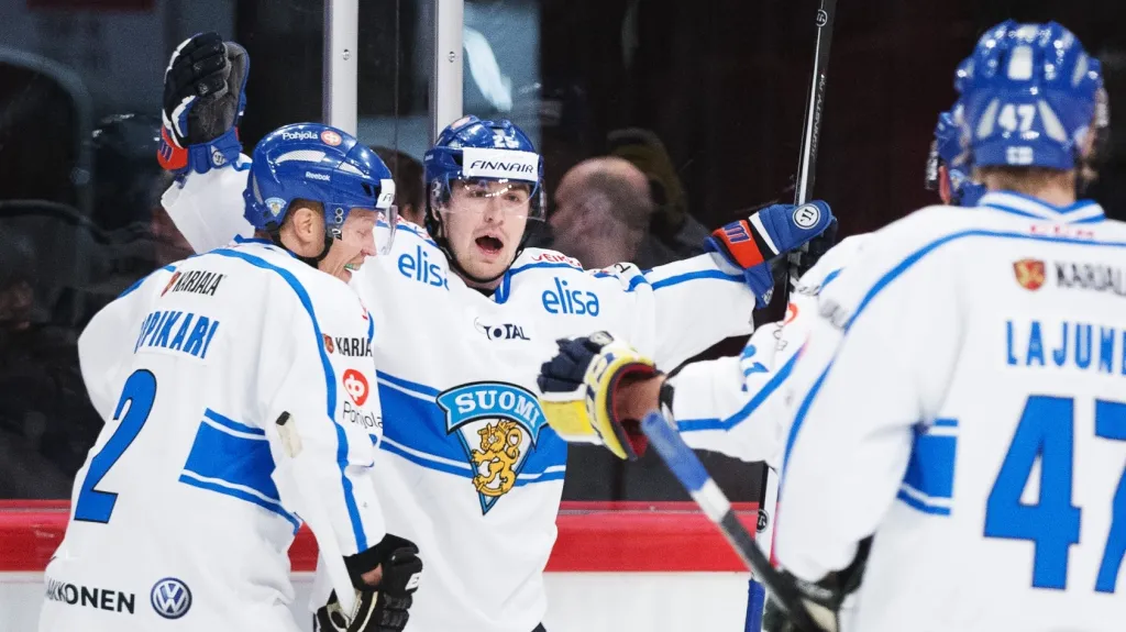 Slavící hokejisté Finska