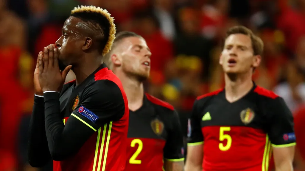 Zklamaní fotbalisté Belgie